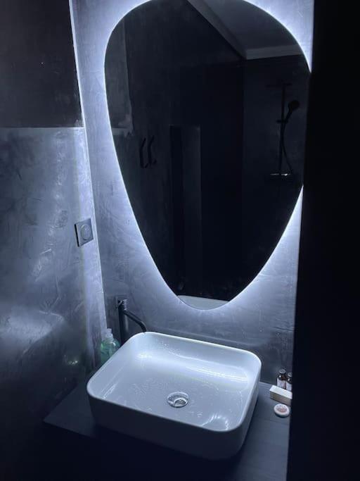 Le Cocon Des Granges - Suite Sauna Jaccuzi Spa Bonnieres-sur-Seine Exteriér fotografie